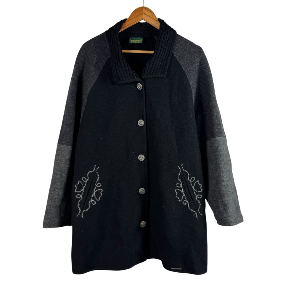 Vintage GEIGER Collection Boiled Wool Embroidered Flowers Jacket Women's Size 38
